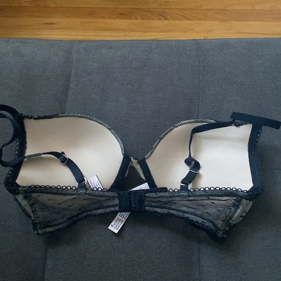 Victorias Secret Bra - Picture 2 of 4